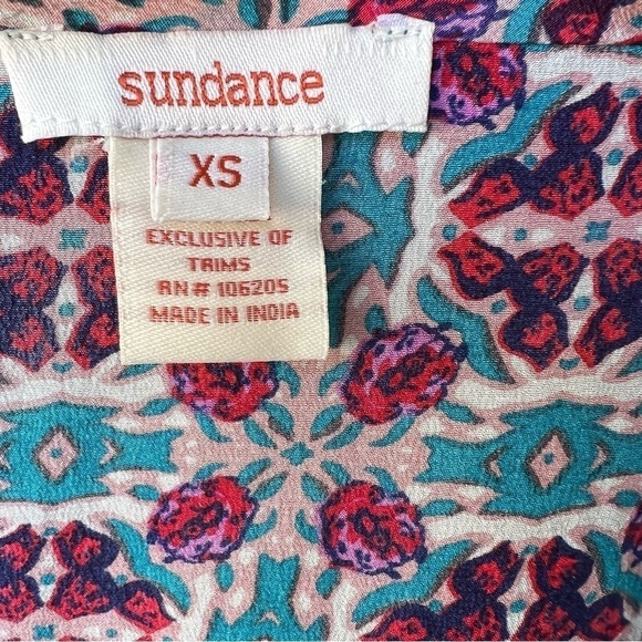 SUNDANCE SILK MIXED PRINT SS TUNIC TOP SIZE SMALL EUC - Picture 2 of 6